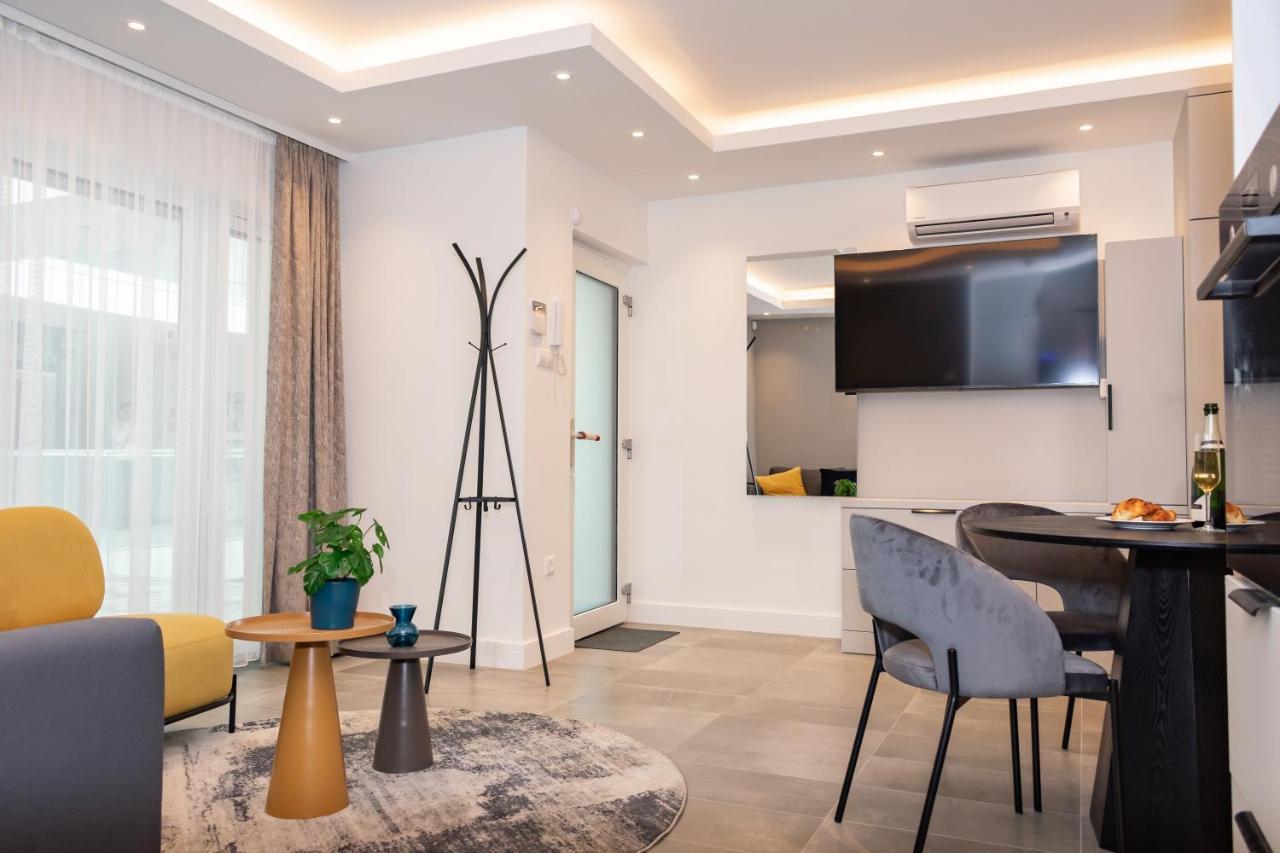 Luxury Cozy 2 Bdr Downtown Apt.3 บูดาเปสต์ ภายนอก รูปภาพ