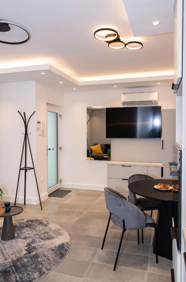 Luxury Cozy 2 Bdr Downtown Apt.3 บูดาเปสต์ ภายนอก รูปภาพ